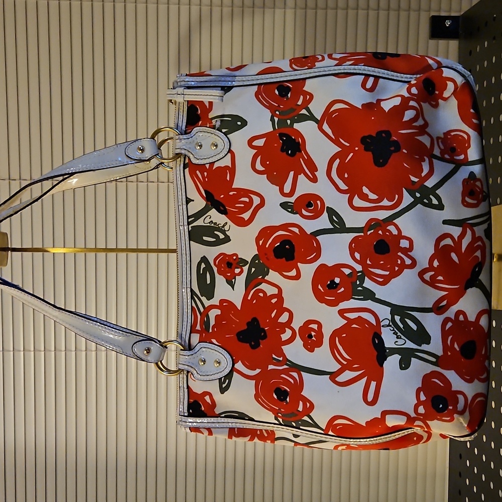 Coach Poppy Floral Y2K Hallie East/West Tote Bag J1220-22442 - Picture 5 of 16